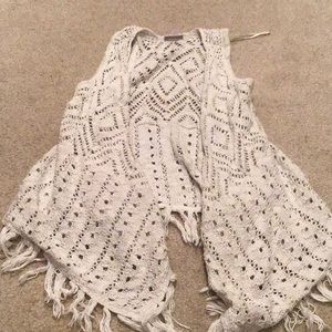 Justice size 8/10 sweater shawl sleeveless